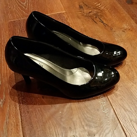 payless comfort pumps
